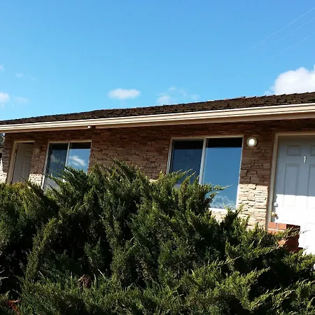 Mountain Trail Lodge And Vacation Rentals-3