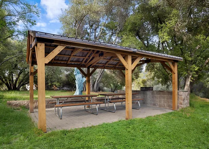 Family Hotel: Best Western Plus Yosemite Gateway Inn